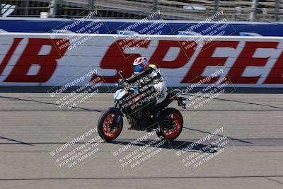 media/Aug-27-2022-Fastrack Riders (Sat) [[c588535105]]/Level 1/Session 1 Start Finish/